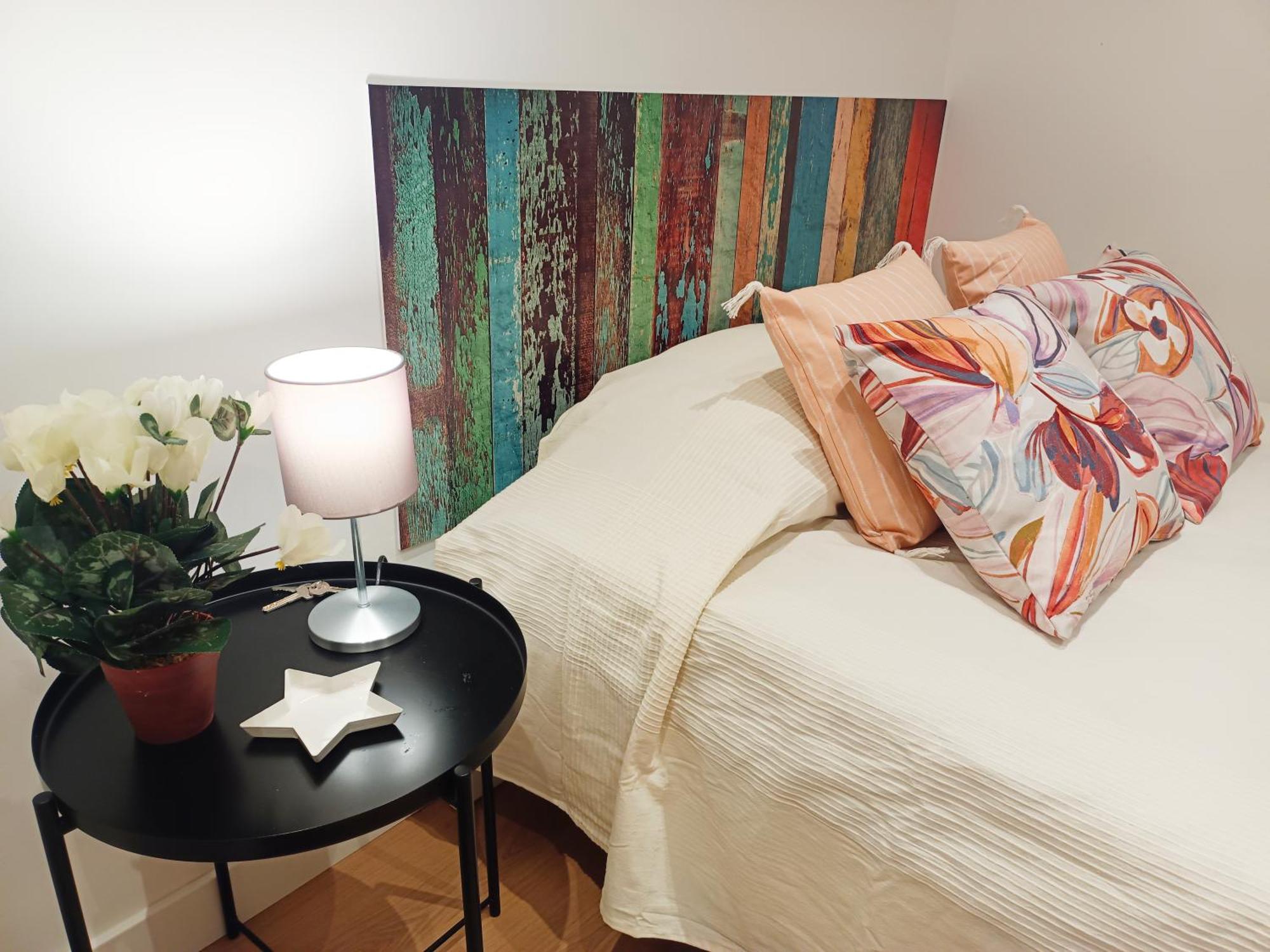 By Universitat Private Rooms Barcelona Bagian luar foto